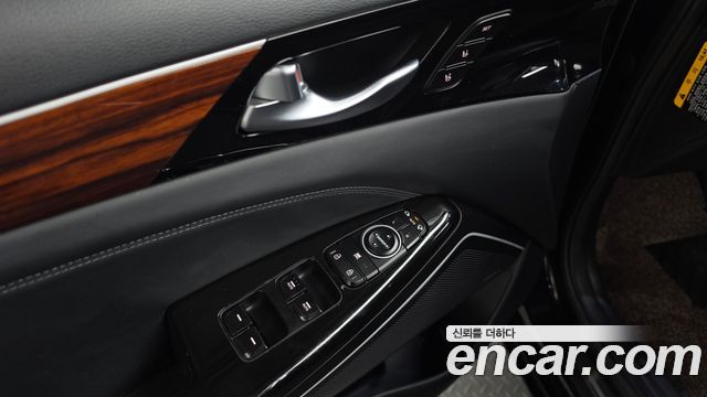Kia K7 2016 — photo 30