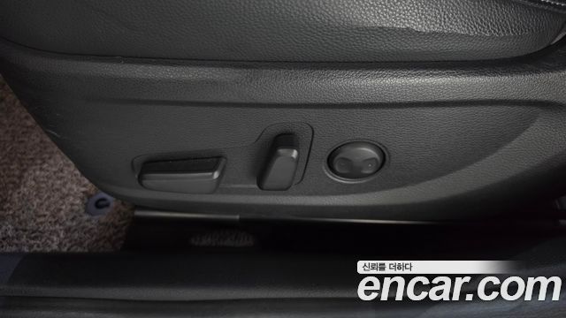 Kia K7 2016 — photo 34