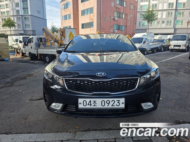 Kia K3 2016 — photo 1
