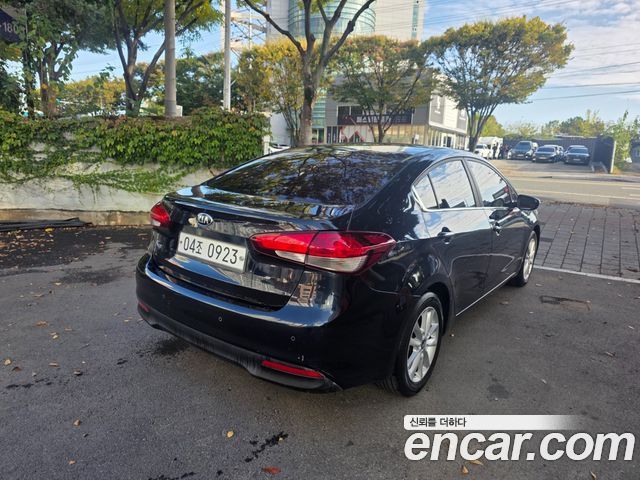 Kia K3 2016 — photo 4