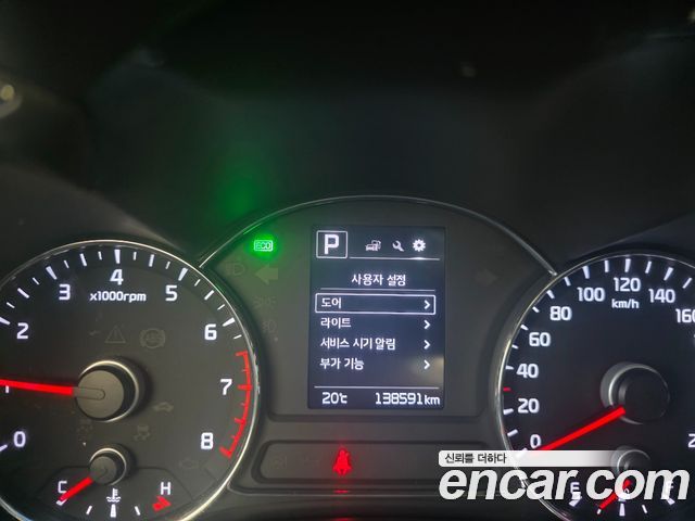 Kia K3 2016 — photo 9