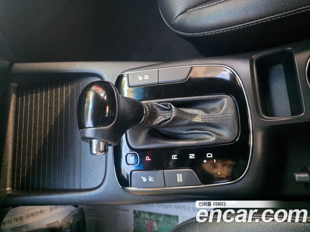 Kia K3 2016 — photo 11