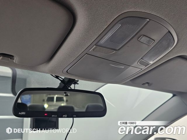 Hyundai AVANTE 2018 — photo 9
