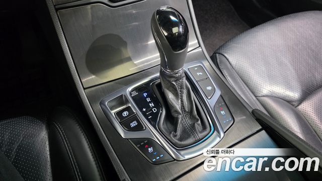 Hyundai Grandeur 2016 — photo 9