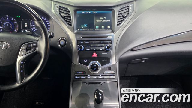 Hyundai Grandeur 2016 — photo 14