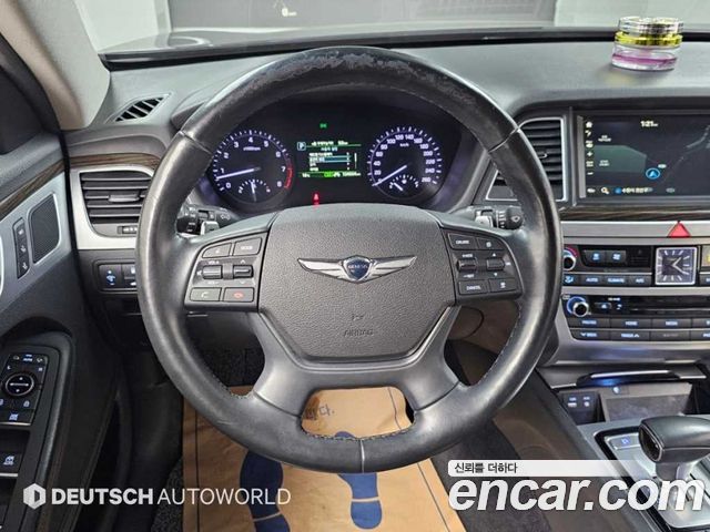 Genesis G80 2018 — photo 12
