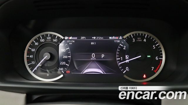 Land Rover Discovery 2023 — photo 8