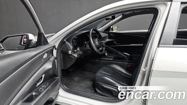 Hyundai AVANTE 2023 — photo 10