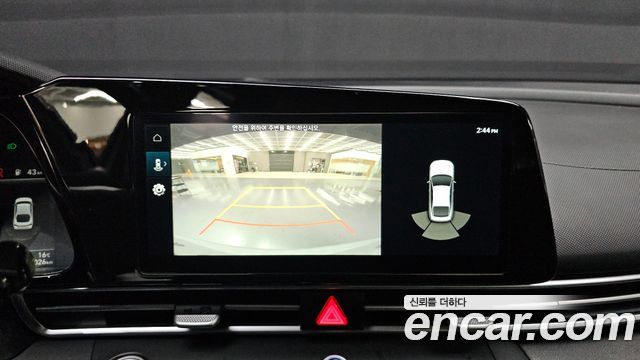 Hyundai AVANTE 2023 — photo 13