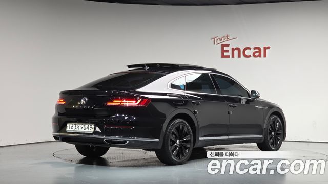 Volkswagen Arteon 2019 — photo 2