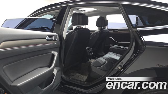 Volkswagen Arteon 2019 — photo 18