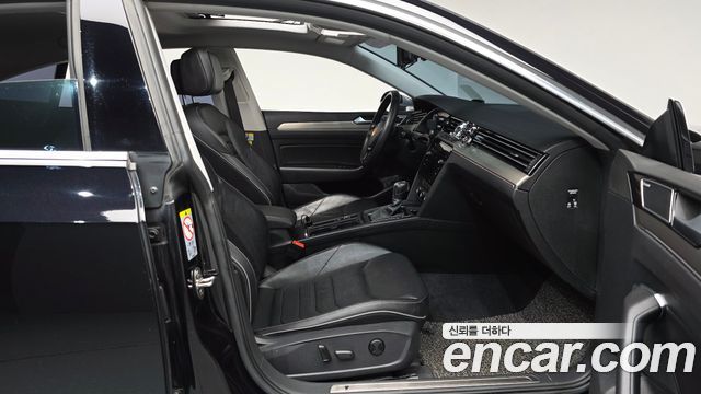 Volkswagen Arteon 2019 — photo 16