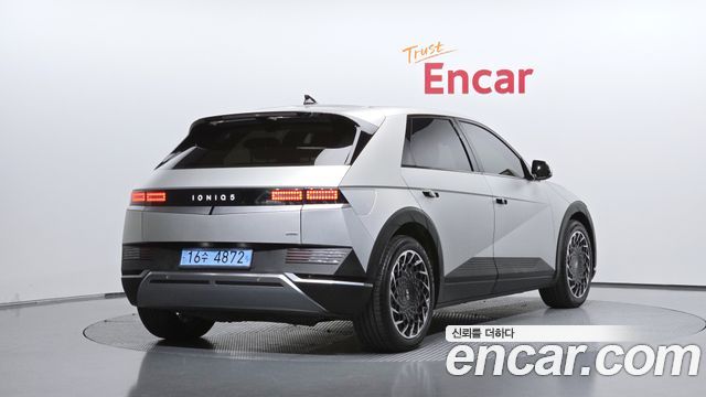 Hyundai Ioniq5 2023 — photo 2