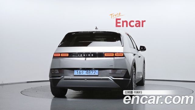 Hyundai Ioniq5 2023 — photo 4