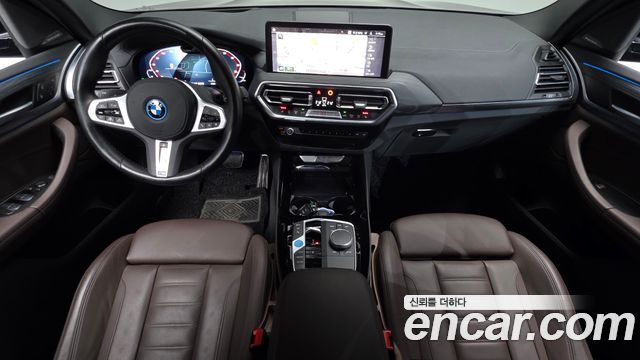 BMW iX3 2024 — photo 10