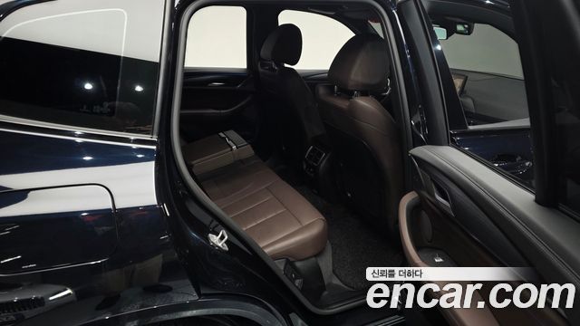 BMW iX3 2024 — photo 18