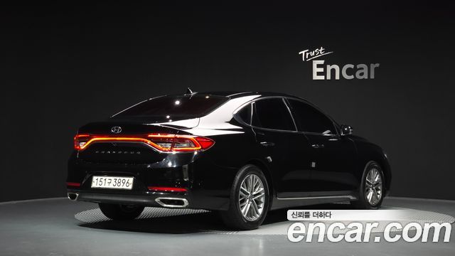 Hyundai Grandeur 2018 — photo 2