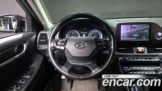 Hyundai Grandeur 2018 — photo 19