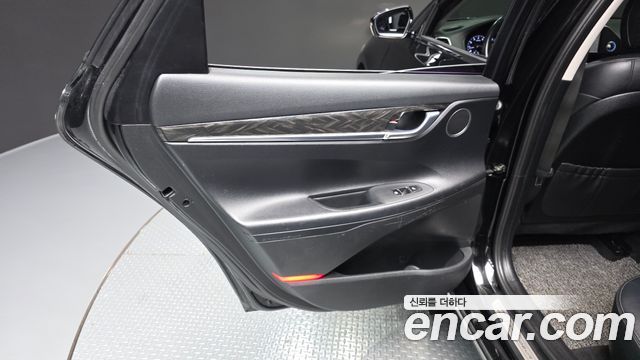 Hyundai Grandeur 2018 — photo 15