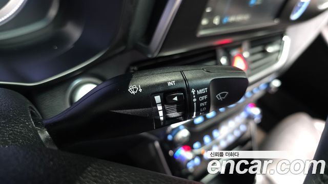 Hyundai Grandeur 2018 — photo 28