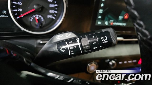 Kia Canival 2023 — photo 16