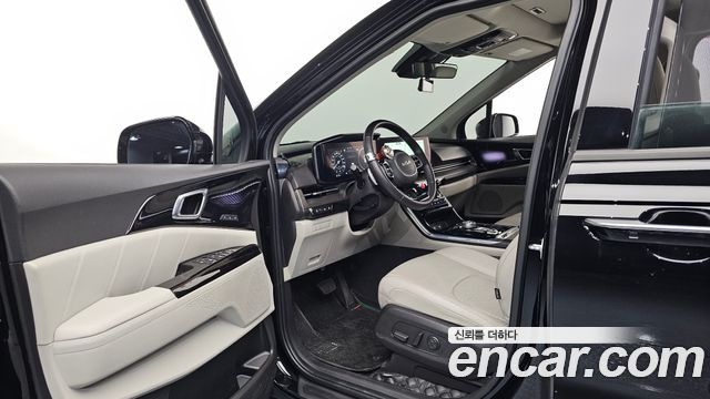 Kia Canival 2023 — photo 13