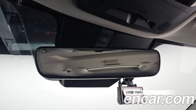 Kia Canival 2023 — photo 27