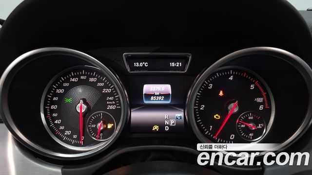 Mercedes-Benz GLE-Class 2018 — photo 11