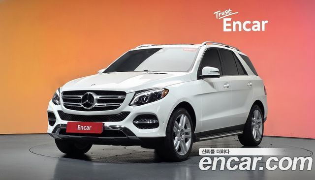 Mercedes-Benz GLE-Class 2018 — photo 1