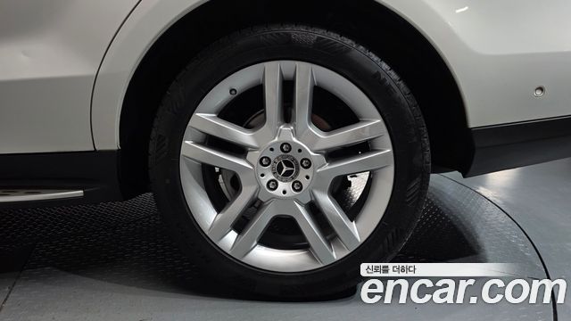 Mercedes-Benz GLE-Class 2018 — photo 7