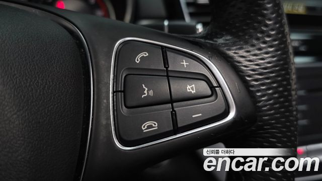 Mercedes-Benz GLE-Class 2018 — photo 31