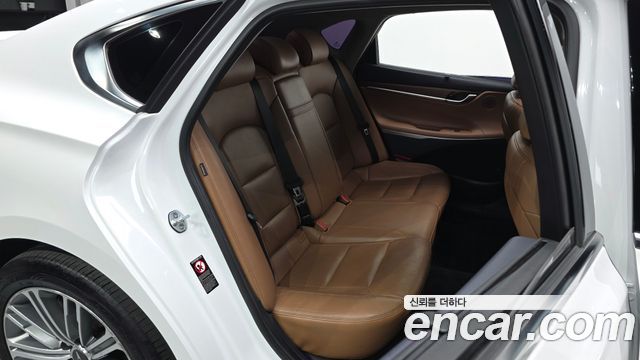 Hyundai Grandeur 2018 — photo 17