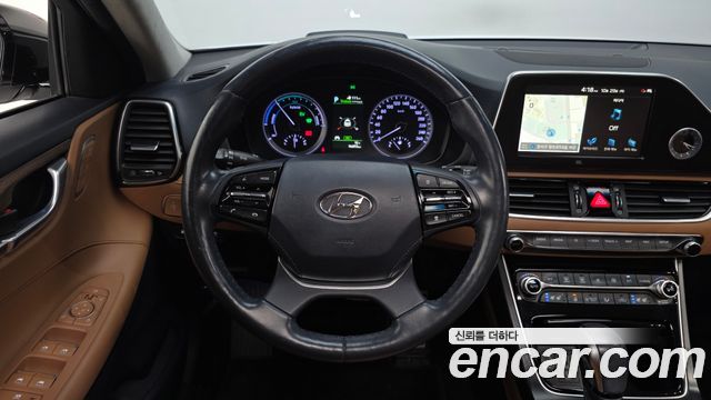 Hyundai Grandeur 2018 — photo 20