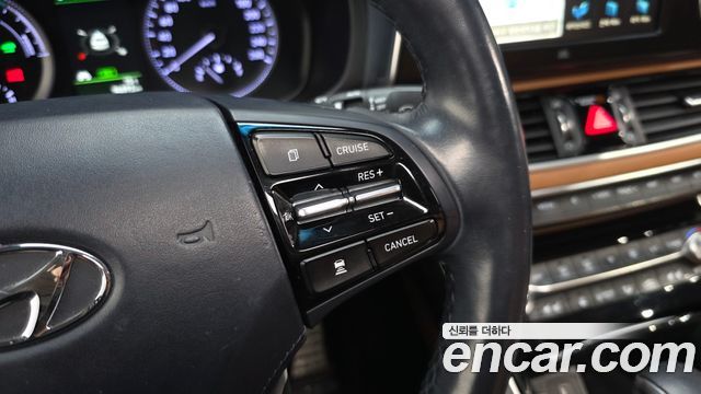 Hyundai Grandeur 2018 — photo 29