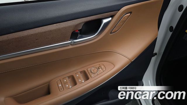 Hyundai Grandeur 2018 — photo 31