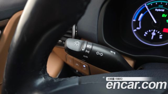 Hyundai Grandeur 2018 — photo 36