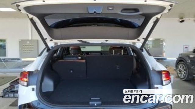 Kia Sportage 2023 — photo 10