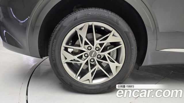 Genesis GV70 2023 — photo 5