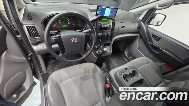 Hyundai Starex 2011 — photo 7