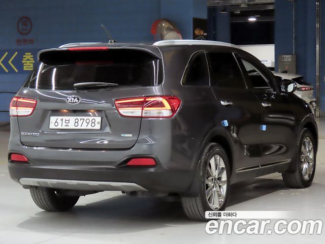 Kia Sorento 2015 — photo 2