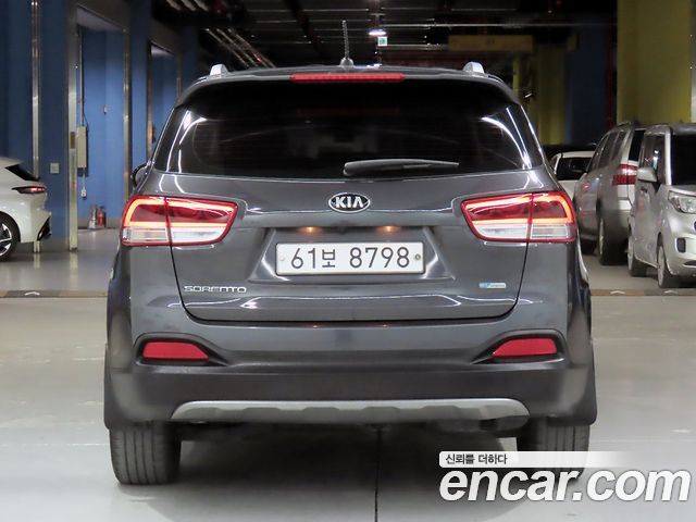 Kia Sorento 2015 — photo 4
