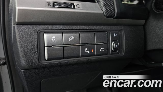 KG Mobility Rexton 2018 — photo 23