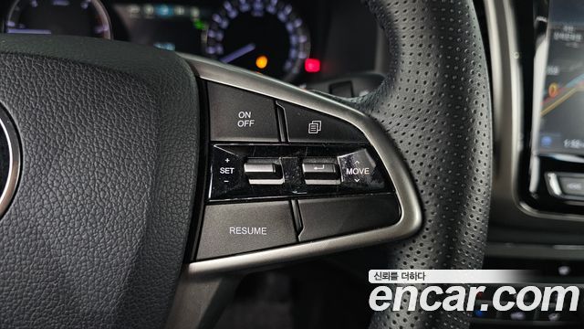 KG Mobility Rexton 2018 — photo 25