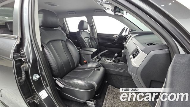 KG Mobility Rexton 2018 — photo 16