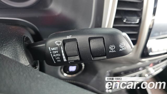 KG Mobility Rexton 2018 — photo 27