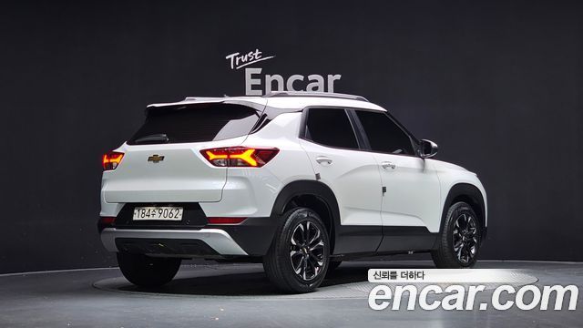 Chevrolet Korea Trailblazer 2022 — photo 2