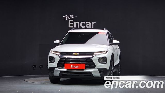 Chevrolet Korea Trailblazer 2022 — photo 3