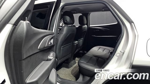 Chevrolet Korea Trailblazer 2022 — photo 17