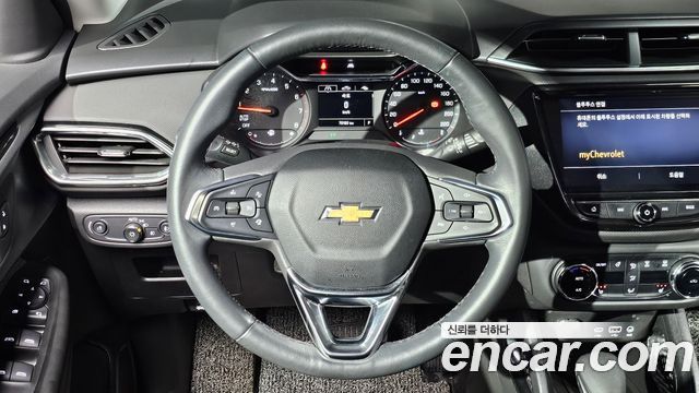 Chevrolet Korea Trailblazer 2022 — photo 21