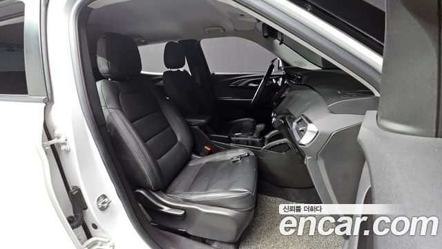 Chevrolet Korea Trailblazer 2022 — photo 16